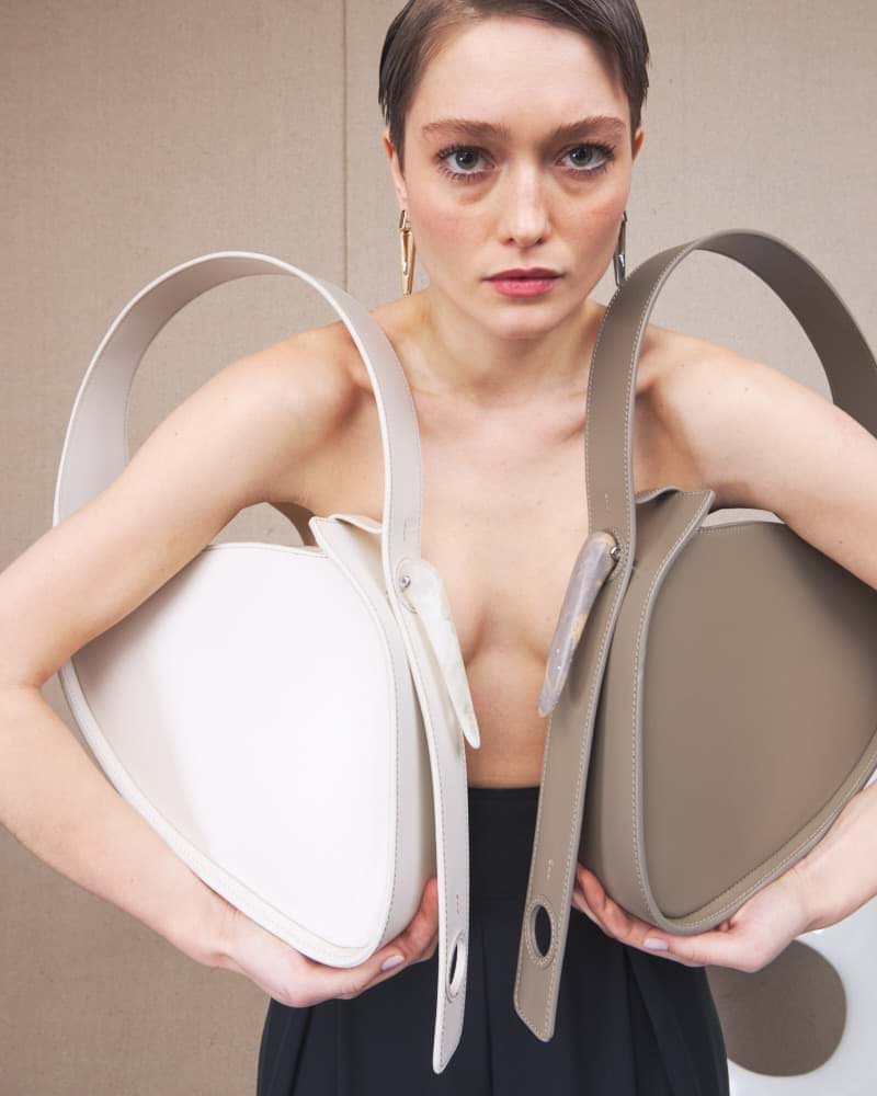 Show products in category NET-A-PORTER VANGUARD Picture for category NET-A-PORTER VANGUARD